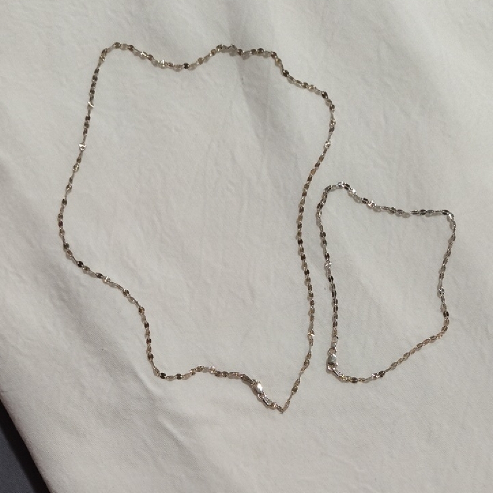Elegant Silver Necklace and Bracelet Set